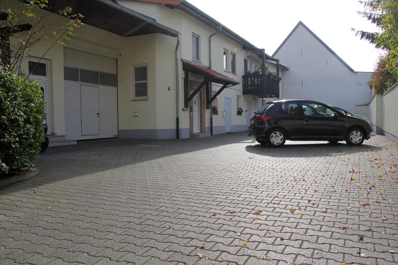Zum Lowen Hotel Weiterstadt Extérieur photo