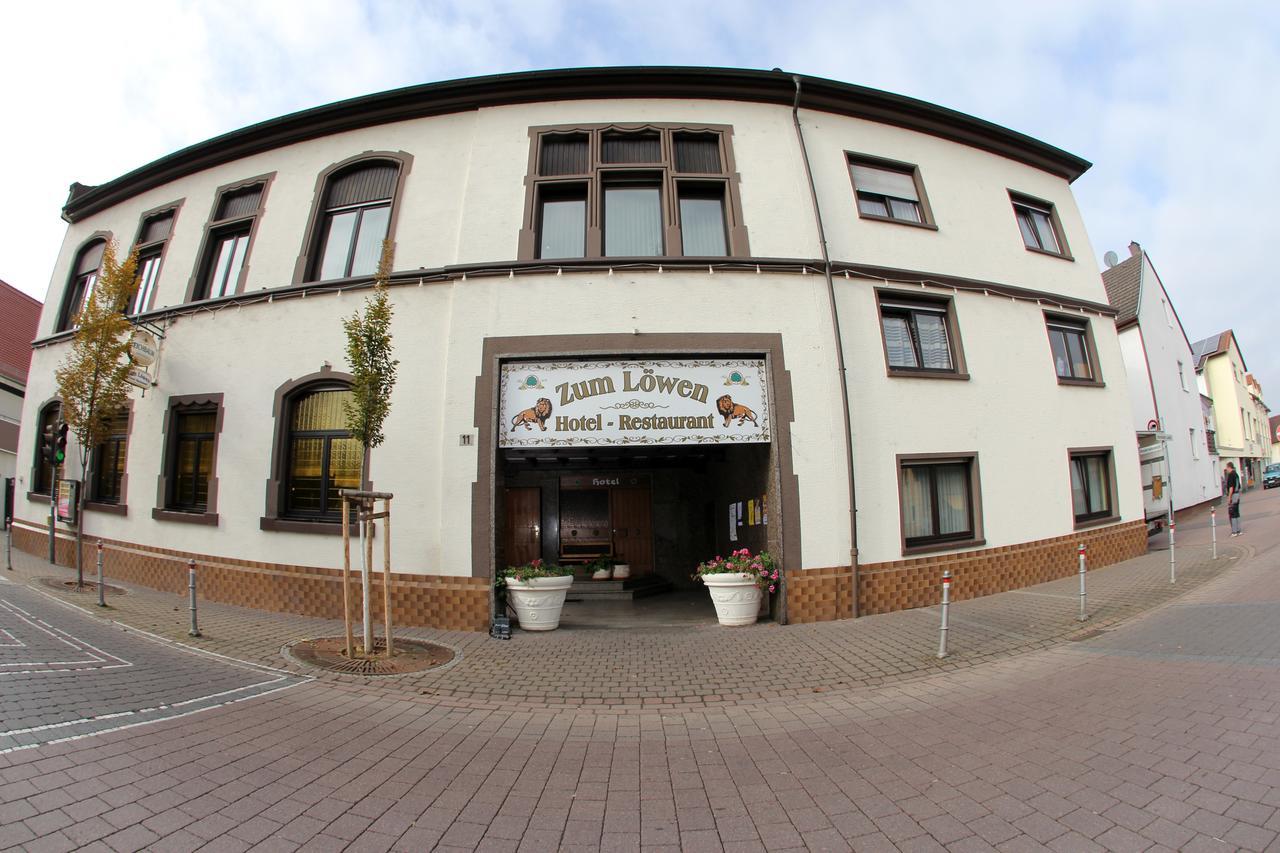 Zum Lowen Hotel Weiterstadt Extérieur photo